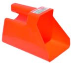 Enclosed Feed Scoop - Red